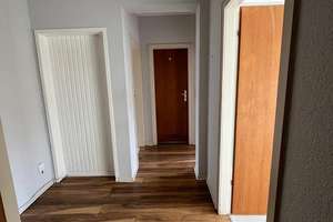 Helle 2,5-Zimmer Wohnung mit Balkon im 3.OG – Helmholtzstraße 98, 46045 Altstadt-Mitte, Oberhausen – Vorschaubild 6