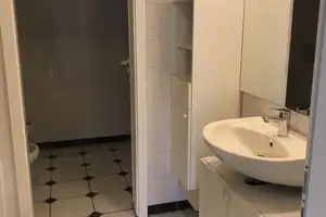 Property thumbnail 10