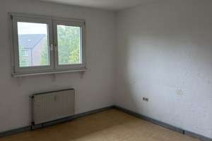 Ruhige 3,5-Zimmer-Wohnung mitten in Oberhausen - mit viel Potenzial – Eichstr. 33-35, 46047 Schlad, Oberhausen – Vorschaubild 9