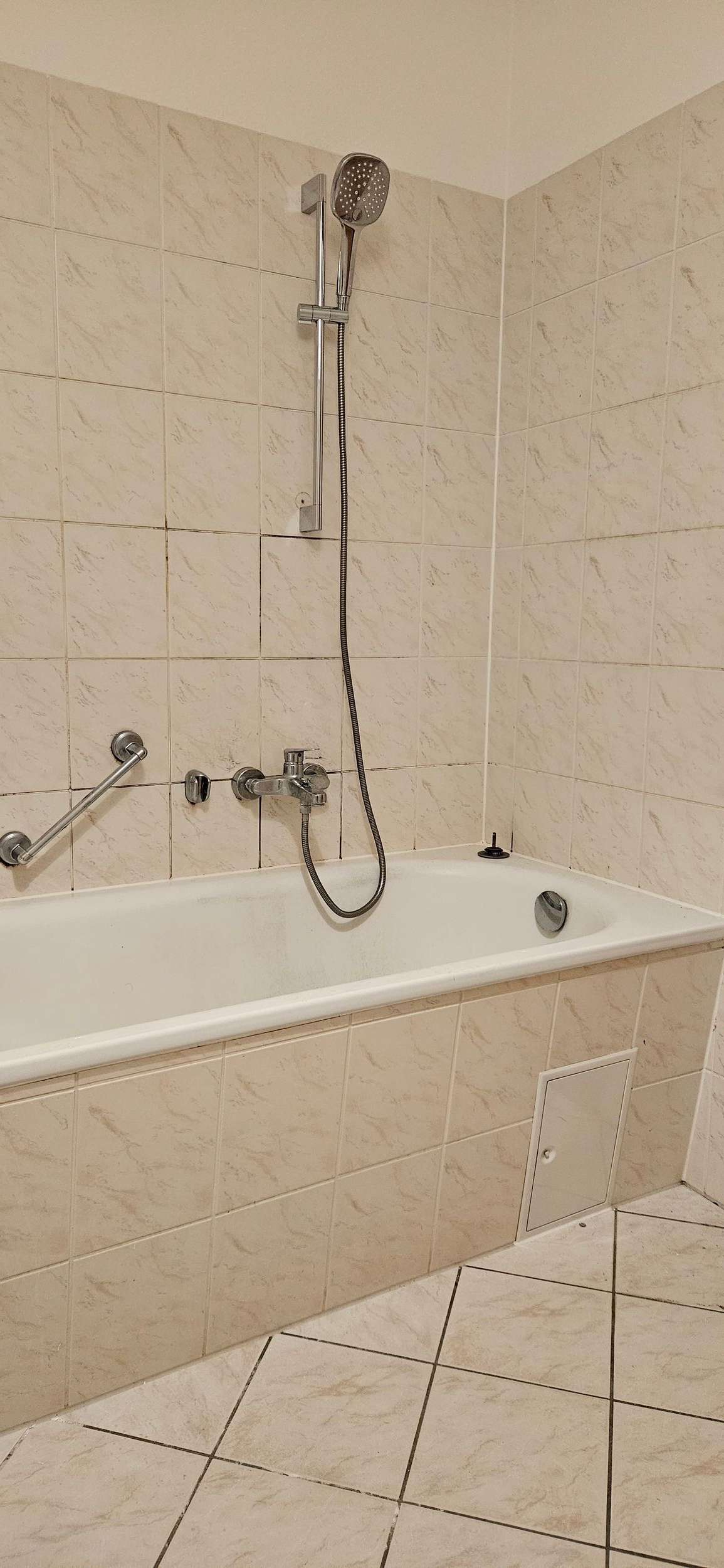 Immobilie in Bad Langensalza - Helle 3,5 Zimmer-Wohnung mit Balkon in Bad Langensalza  - Bild 1