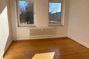 Bereits modernisierte Wohnung in schöner Lage zu vermieten – Glücksburger Str. 5, 24106 Wik, Kiel – Vorschaubild 3