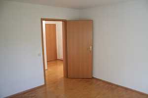 Sonnige 3 Zimmer Wohnung ruhig gelegen ab 01.04./01.05.2025 – Stöfflerstr. 10, 72250 Freudenstadt (Kreis) – Vorschaubild 11