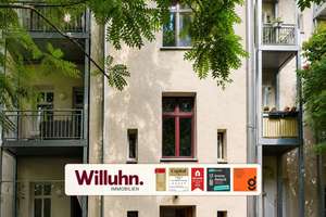 Stilvoll sanierter Altbau mit Balkon und Fußbodenheizung