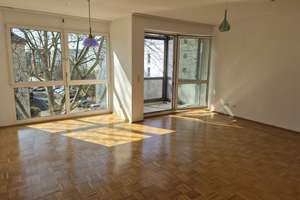 Lebendig wohnen in Wiesbaden: 3-Zimmer-Wohnung mit Balkon