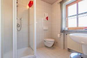 Großzügiges Einfamilienhaus in Freyung – Die vollständige Adresse der Immobilie erhältst du vom Anbieter., 94078 Freyung – Vorschaubild 15