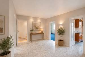 Außergewöhnliche Maisonette-Wohnung bestehend aus zwei Wohnungen, flexibel nutzbar