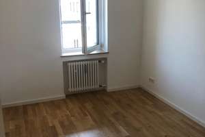 Top Lage Schwabing-West: Schöne 2,5-Zimmer-Wohnung mit Balkon