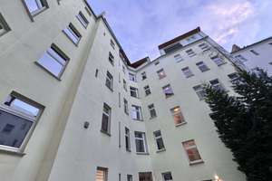 HOHE DECKEN, BALKON & PARKETTBODEN - BEGEHRTE KIEZLAGE, RUHIG & ZENTRAL - DIREKT AM HAUSBURGPARK – Kochhannstr. 19 dd, 10249 Friedrichshain, Berlin – Vorschaubild 18