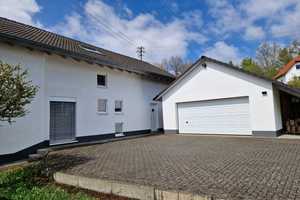 Top! Mehrgenerationen-Anwesen mit DO-Garage in Burbach-Holzhausen – Lahn-Dill-Kreis – Vorschaubild 4