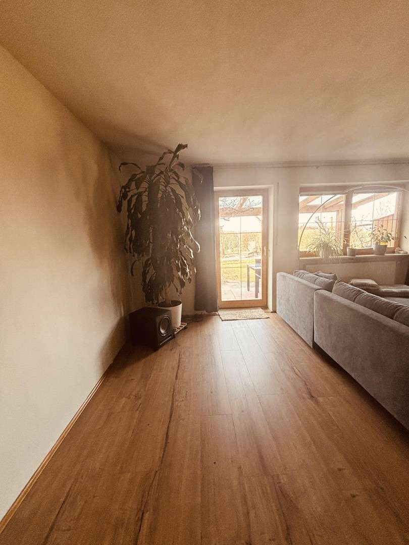 Immobilie in Wörth - Provisionsfreies Reihenmittelhaus mit schönem eingewachsenem Garten - Bild 1