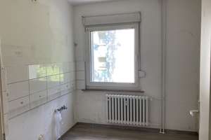 Jetzt zugreifen: 3-Zimmer-Wohnung in Stadtlage – Lange Malterse 25, 44795 Weitmar-Mitte, Bochum – Vorschaubild 2