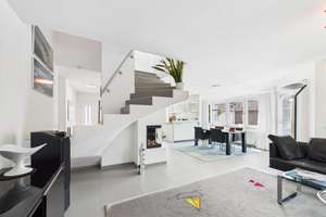 Property thumbnail 1