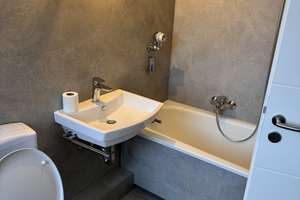 Charmante 2,5-Zimmer Wohnung im 3. OG mit Balkon in Hannover-Anderten – Pumpstraße 7, 30559 Anderten, Hannover – Vorschaubild 20