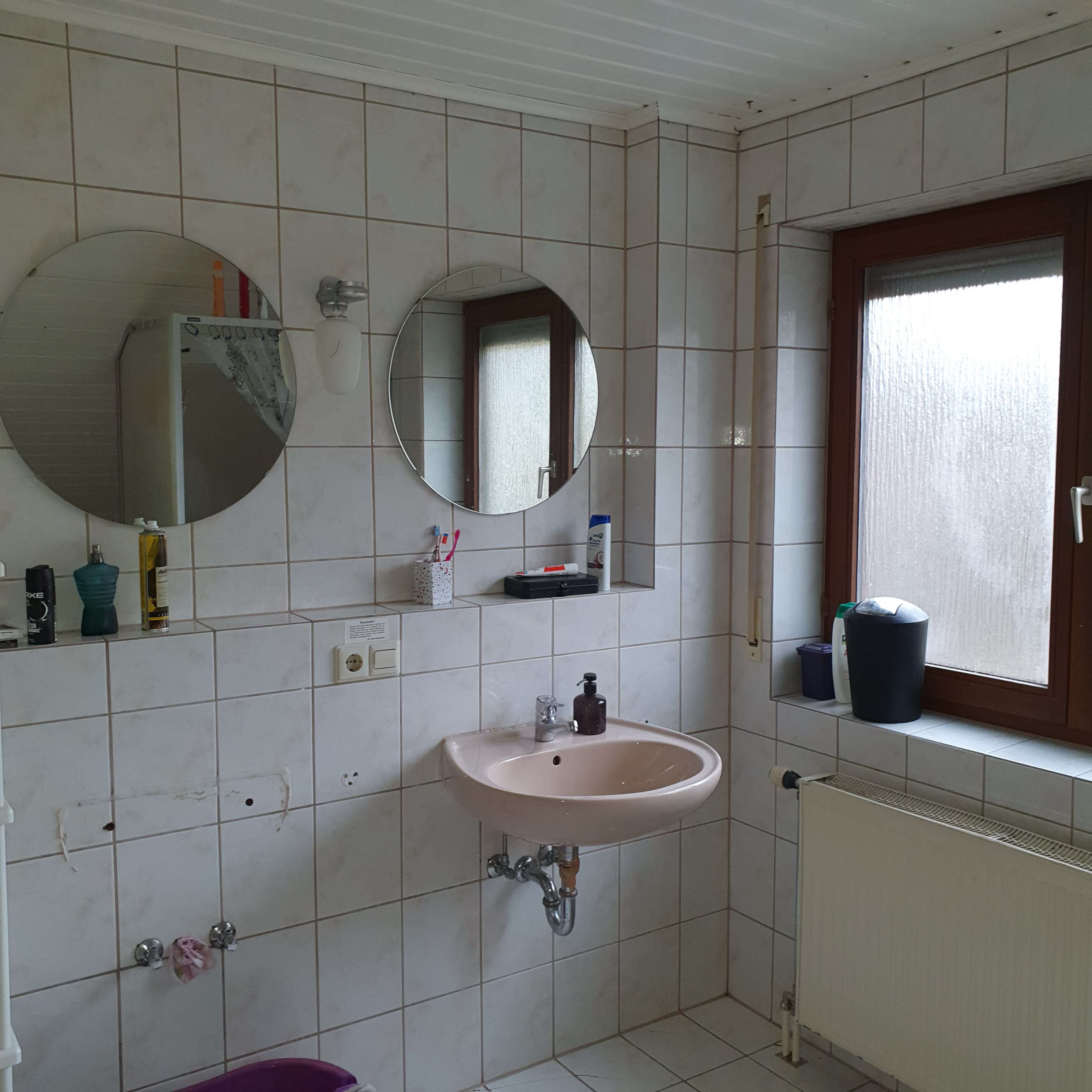 Immobilie in Maulbronn - Maulbronn, großzügiges , freistehendes Enfamilienhaus mit großem Grundstück - Bild 2