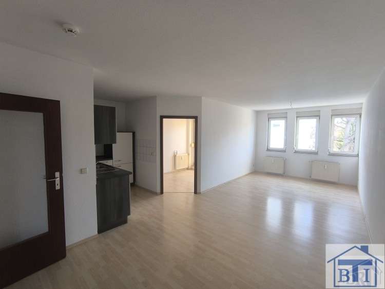 Immobilie in Bertsdorf-Hörnitz - Schöne 2-Raum-Wohnung mit Balkon, EBK und Aufzug
 - Bild 0