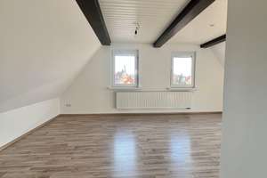 Charmante 3-Zimmer-Dachgeschoss-Wohnung mit Dachterrasse in Nürnberg-Schniegling
 – Die vollständige Adresse der Immobilie erhältst du vom Anbieter., 90427 Schniegling, Nürnberg – Vorschaubild 9