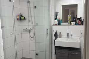 Drei Zimmer in Benrath: Ihr neues Zuhause in Düsseldorf – Die vollständige Adresse der Immobilie erhältst du vom Anbieter., 40597 Benrath, Düsseldorf – Vorschaubild 4