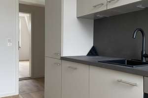 *** Frisch renovierte 3-Zimmer-Dachgeschosswohnung - günstig & zentral *** – Fürstenstr 16, 42277 Oberbarmen, Wuppertal – Vorschaubild 6