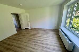 Lichtdurchflutete 3-Zimmer-Erdgeschosswohnung mit traumhaftem Panoramablick ins Grüne – Burgwall 16, 38229 Gebhardshagen, Salzgitter – Vorschaubild 3