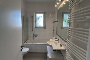 Repräsentative, sehr großzügige 3-Zimmer Wohnung im 1. OG mit Garage in Bonn-Kessenich/Dottendorf – Loki-Schmidt-Platz 1, 53129 Dottendorf, Bonn – Vorschaubild 6