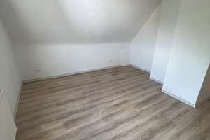 Wohnen unterm Dach – 3 Zimmer mit viel Platz für Ihre Ideen – 38259 Salzgitter-Bad, Salzgitter – Vorschaubild 4