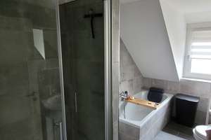 Großzügige 5-Zimmer-Wohnung mit Balkon und großer Einbauküche in Nürnberg-Altkatzwang – Unterreichenbacher Straße 11, 90455 Katzwang, Reichelsdorf Ost, Reichelsdorfer Keller, Nürnberg – Vorschaubild 24