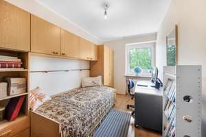 Großzügige 3,5-Zimmer-Wohnung in direkter U-Bahn Nähe und Südbalkon – Die vollständige Adresse der Immobilie erhältst du vom Anbieter., 81375 Neuhadern, München – Vorschaubild 6