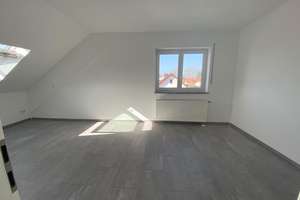 Neuwertige 3-Zi-Dachgeschosswohnung mit Balkon und Einbauküche in Ingolstadt – Schergweg 24, 85051 Süd, Ingolstadt – Vorschaubild 5