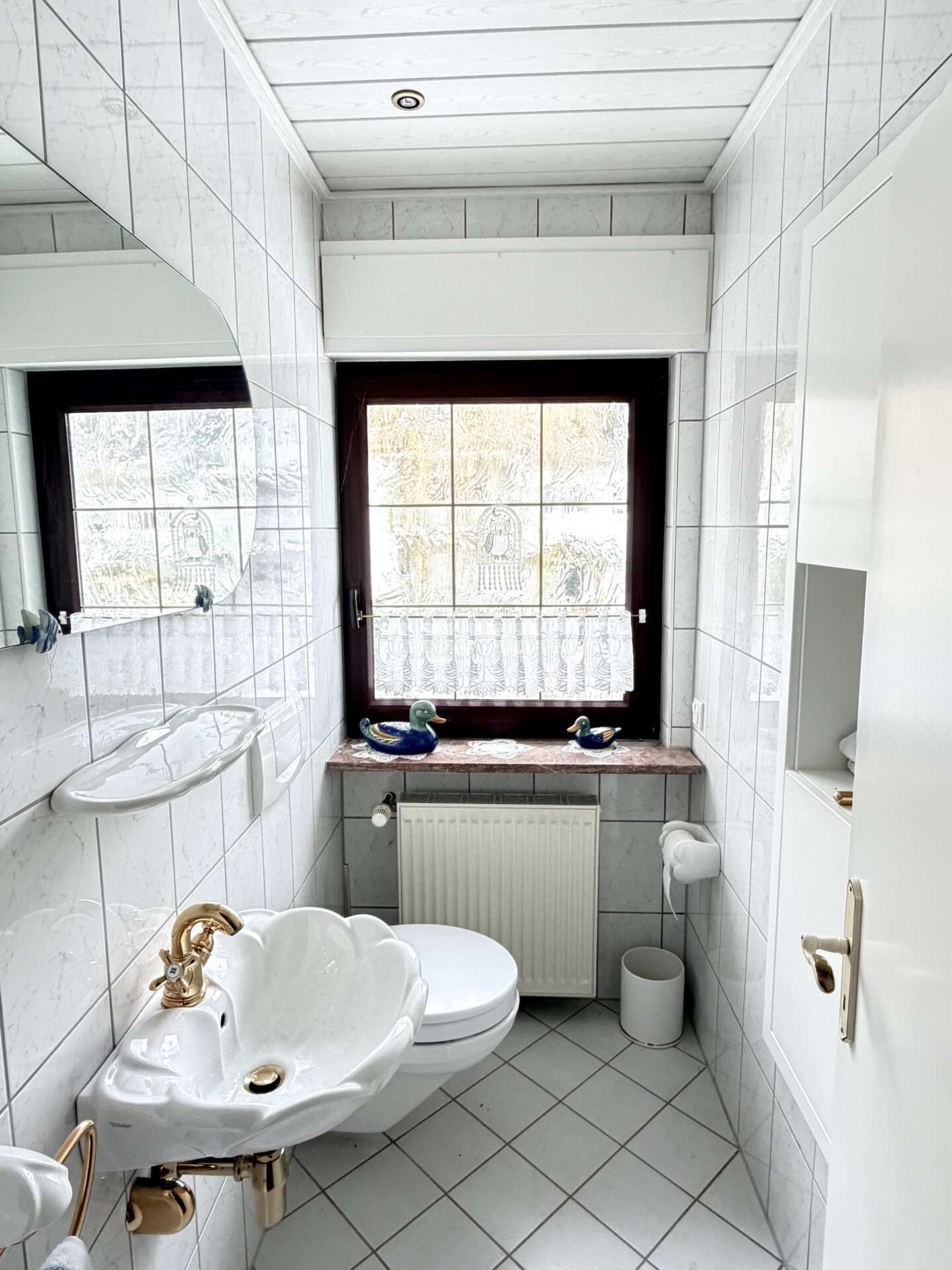 Immobilie in Heidenrod - Stilvolles Ein-/Zweifamilienhaus auf schönem Areal - Bild 9