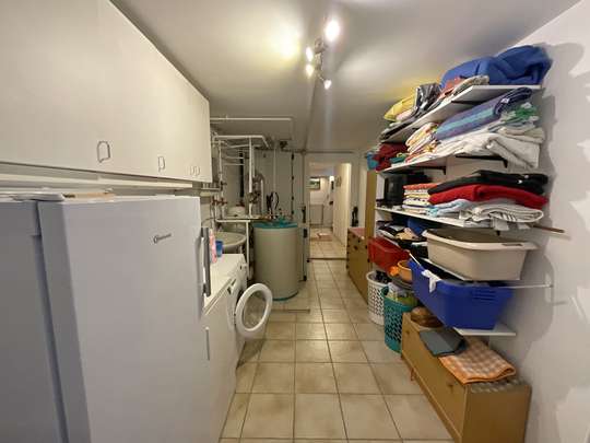Lichtdurchflutete Doppelhaushäfte - große Räume - Bieterverfahren !! - Bild 23