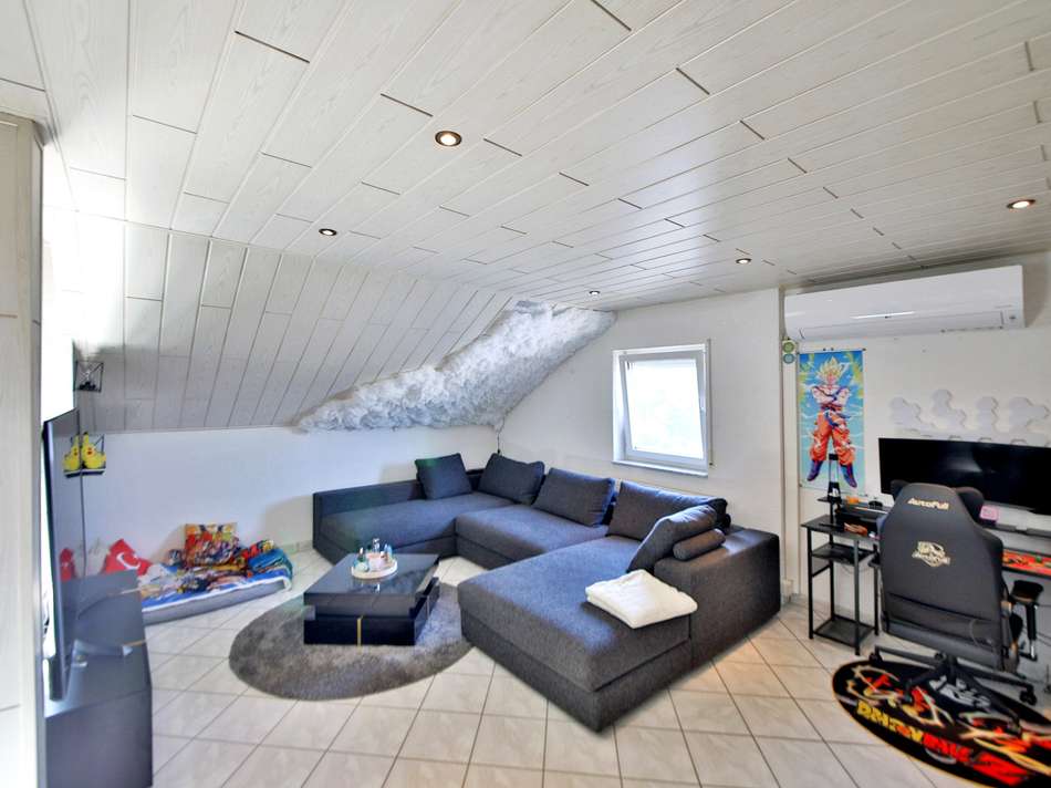 Wohnzimmer DG