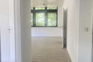 Großzügig geschnittene 2 Zi.-Wohnung  in zentraler Lage von Stuttgart-Feuerbach – Die vollständige Adresse der Immobilie erhältst du vom Anbieter., 70469 Feuerbacher Tal, Stuttgart – Vorschaubild 6