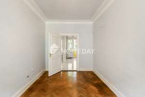 Charmante Altbauwohnung mit 4 Zimmern, Balkon, großer Loggia & opt. TG-Stellplatz
 – Die vollständige Adresse der Immobilie erhältst du vom Anbieter., 90461 Guntherstraße, Nürnberg – Vorschaubild 20