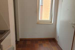 --NEUSTADT-SÜD/SÜLZ-- schönes Studentenapp. (Nr. 23)  ohne Balkon --bitte auch "Sonstiges" lesen-- – Paul-Schallück-Str. 17, 50939 Sülz, Köln – Vorschaubild 4