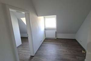 Schöne helle Wohnung in ruhiger Lage mit Balkon und Mansarde in GE-Schalke – Liebfrauenstr. 11, 45881 Schalke, Gelsenkirchen – Vorschaubild 8