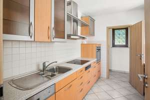 Provisionsfrei – Großzügiges Haus mit ELW & schönem Garten – ideal für Ihre große Familie – Die vollständige Adresse der Immobilie erhältst du vom Anbieter., 94034 Grubweg, Passau – Vorschaubild 3