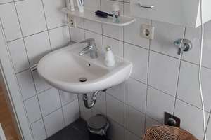 Gepflegte 1 Zi.  Wohnung mit EBK in sehr guter Lage von Karlsruhe – Striederstraße 4, 76131 Oststadt, Karlsruhe – Vorschaubild 7