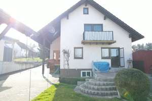 EINZIEHEN & GENIESSEN! EFH MIT DOPPELGARAGE, TERRASSE u. SCHÖNEM GARTEN IN ATTENHAUSEN! – Die vollständige Adresse der Immobilie erhältst du vom Anbieter., 86381 Krumbach (Schwaben) – Vorschaubild 2