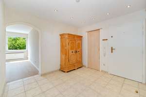 Großzügige 2-Zimmer-Wohnung mit 84 m², Wohnküche und Loggia in Johanneskirchen – Die vollständige Adresse der Immobilie erhältst du vom Anbieter., 81927 Johanneskirchen, München – Vorschaubild 2