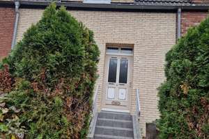 Kleines Einfamilienhaus in Oberhausen-Schmachtendorf