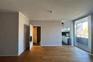 Schönes Apartment mit Pantryküche und großem Balkon