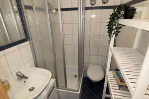 Stilvolle 1,5-Zimmer-Wohnung mit Balkon & neuer Design-Einbauküche befristet auf 1 Jahr – Die vollständige Adresse der Immobilie erhältst du vom Anbieter., 10243 Friedrichshain, Berlin – Vorschaubild 6