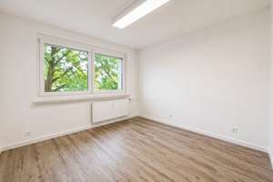Hier wird es ganz besonders! Lassen Sie sich überraschen! 4-Zimmer-Wohnung im EG! – Leutewitzer Ring 20, 1169 Gorbitz-Ost, Dresden – Vorschaubild 4