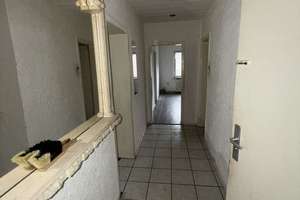 Vermietete, große 5-Zimmer Wohnung in Oberhausen – Preußenstraße 1, 46149 Schwarze Heide, Oberhausen – Vorschaubild 2