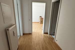 Geschmackvolle 2-Zimmer-Erdgeschosswohnung mit Balkon und Einbauküche in München Forstenried – Filchnerstraße 44, 81476 Forstenried, München – Vorschaubild 4