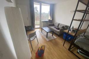 Stylish furnished 1-bedroom apartment in a high rise building with elevator located at a convenient  – Paul Gossen Straße 119, 91052 Rathenau, Erlangen – Vorschaubild 1