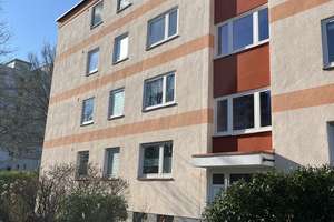 Wunderschöne 3,5-Zimmer-Wohnung in modernisiertem Zustand – Minnesängerstraße 51, 45279 Freisenbruch, Essen – Vorschaubild 2