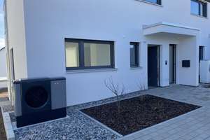 Wohntraum auf höchstem Niveau in Aalen-Fachsenfeld: Neubau moderne Doppelhaushälfte mit Garten – Richthofenstrasse 10/2, 73434 Fachsenfeld, Aalen – Vorschaubild 32