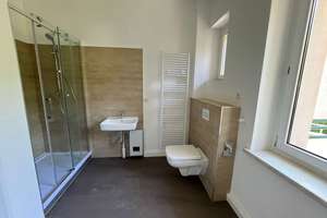 Helle Wohnung mit Balkon und Wohlfühlcharakter in Ebersdorf