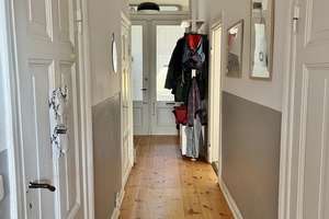 5-Zimmer-Altbauwohnung im Herzen der Lübecker Innenstadt 
mit Südbalkon und Stellplatz – Die vollständige Adresse der Immobilie erhältst du vom Anbieter., 23552 Innenstadt, Lübeck – Vorschaubild 6
